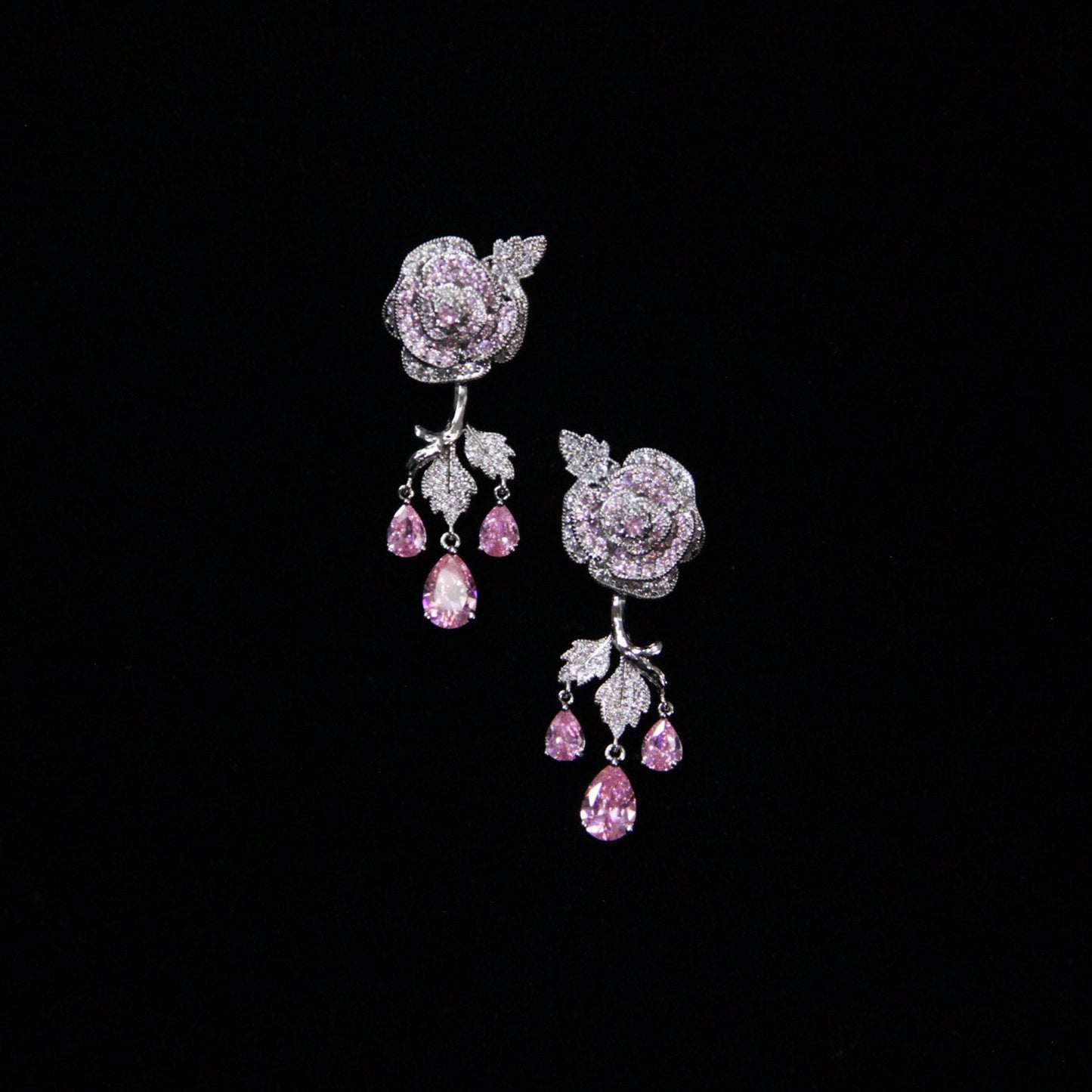 Petal Rain EARRING