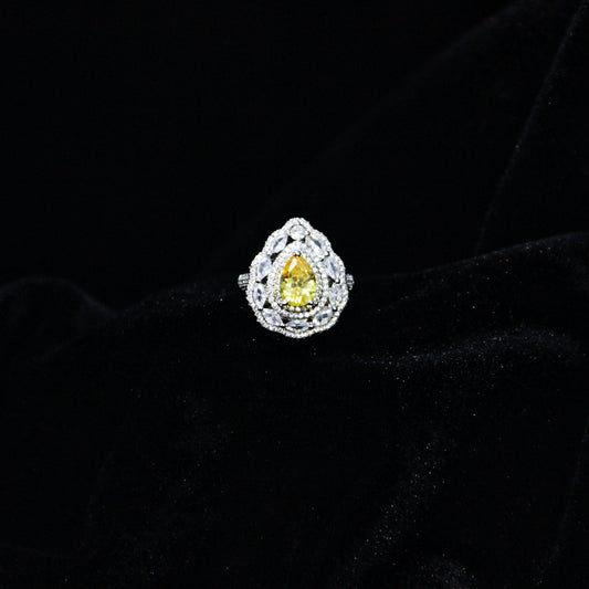 Jasmin Amarélia Doré Ring