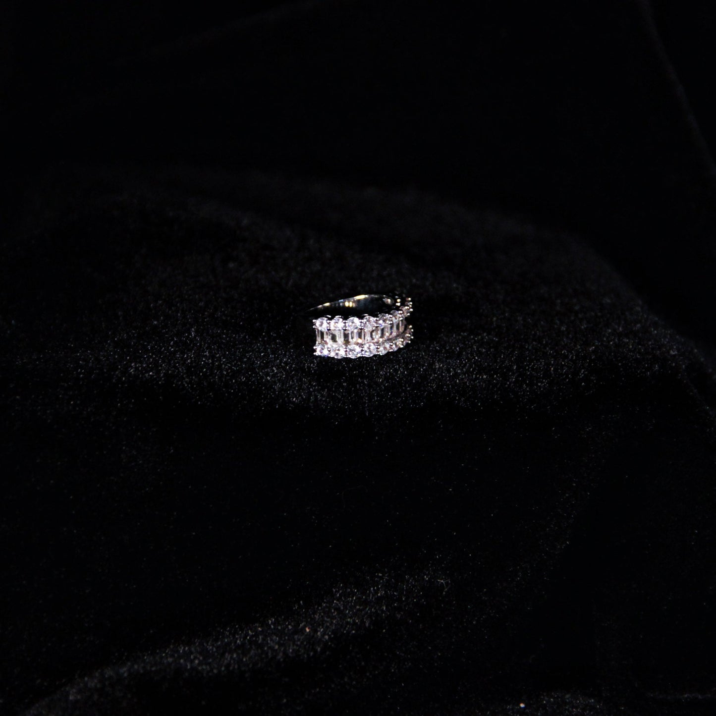 Jasmin Amarélia Row Ring