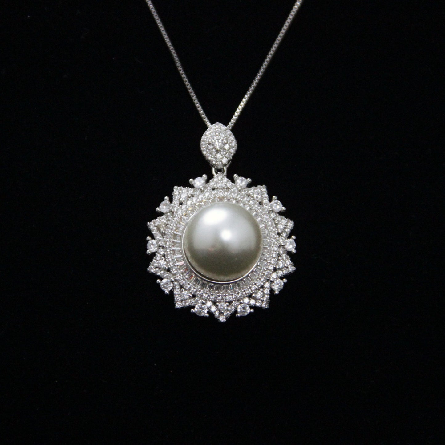 Soleil de Perle NECKLACE